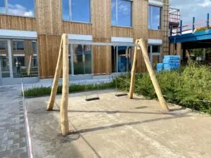 Robinia schommel 2 zit