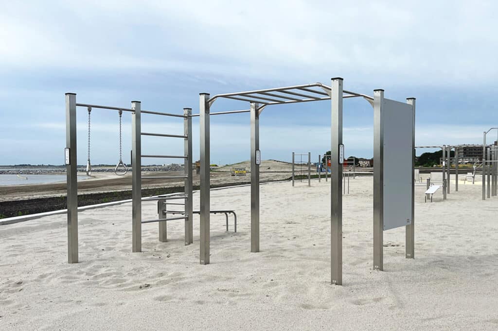 Calisthenics combinatie in RVS