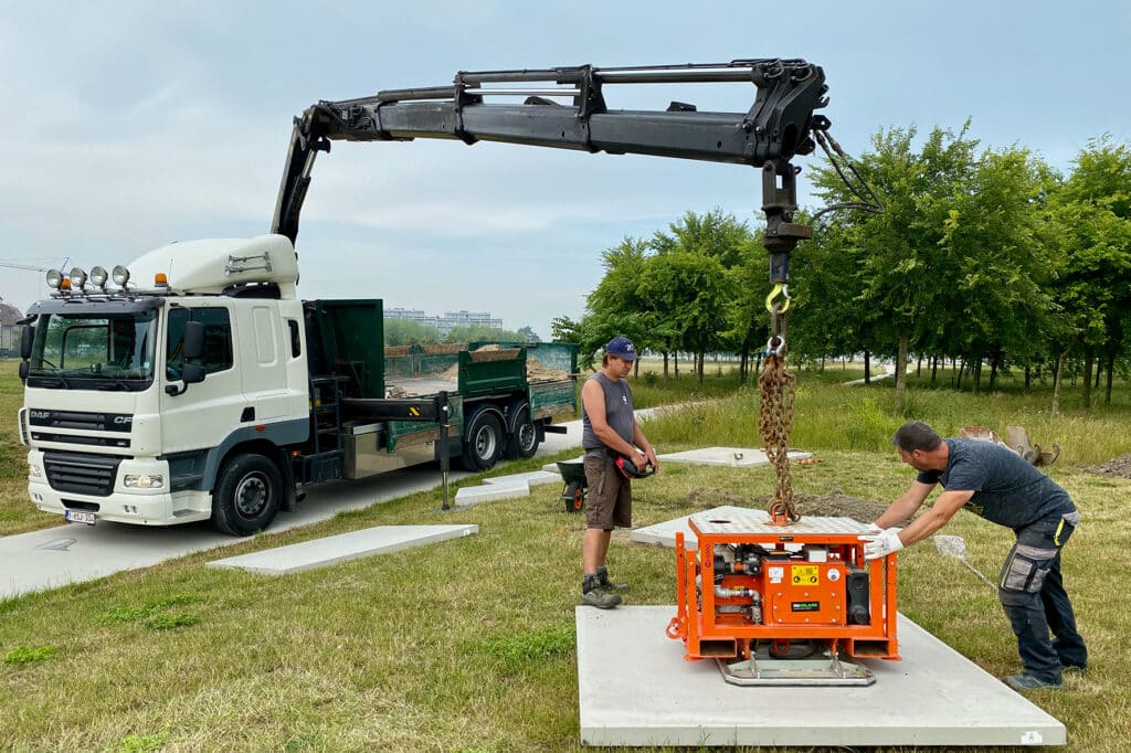 Installatie betonplaten