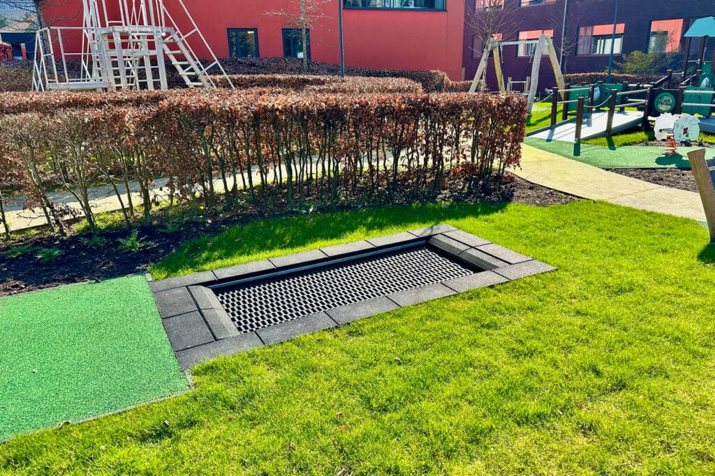Rolstoeltoegankelijke trampoline UZ Gent
