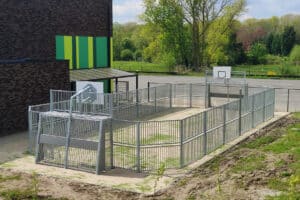 Multisport met hoge zijpanelen